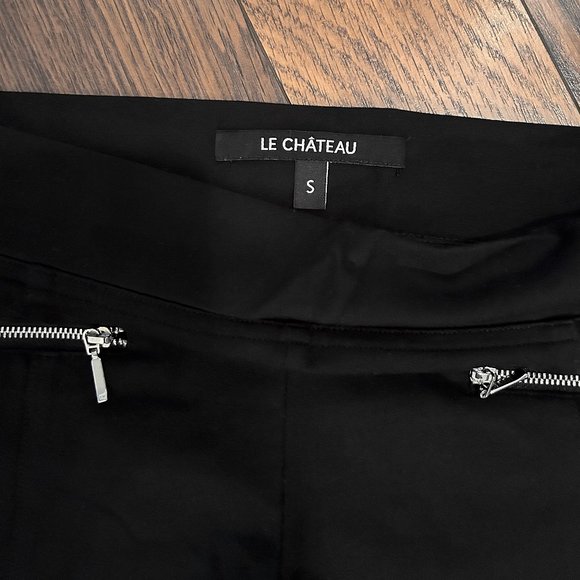 Le Chateau Women's Black Stretch Pants - Picture 2 of 10